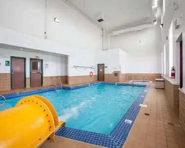 Quality Inn And Suites Lethbridge - 13