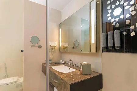 Courtyard by Marriott Agra - 41