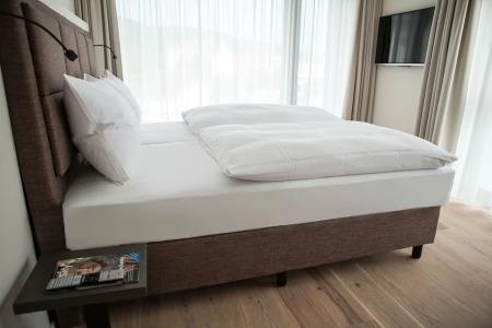 SUYTES Business Studios - 61