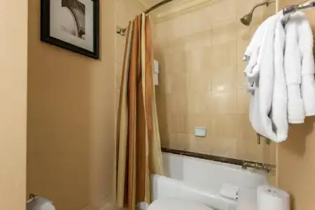 Omni William Penn - 62
