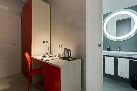 Excellence Suite - 72