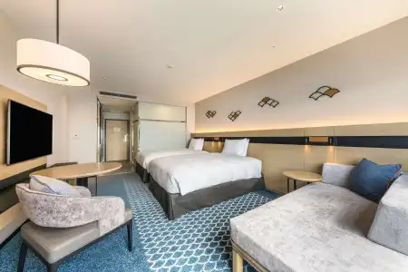 Hilton Tokyo Bay - 3