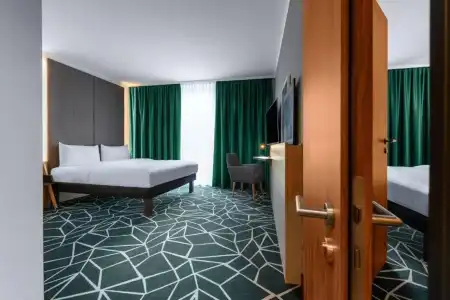 Ibis Styles - 5