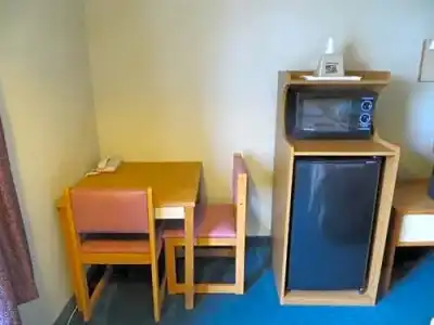 Homestyle Inn & Suites - 39