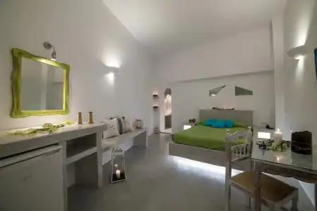 Kima Oia Suites - 18