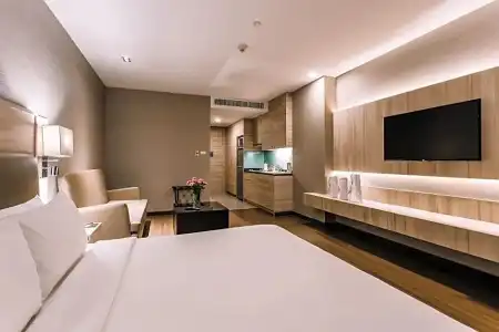 Adelphi Suites Bangkok - 166