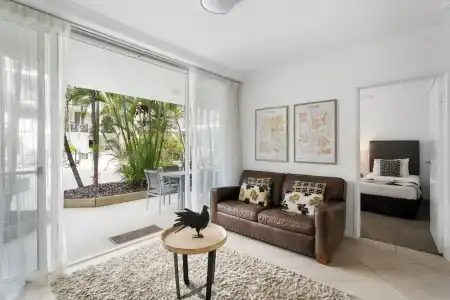 Noosa Tropicana - 136