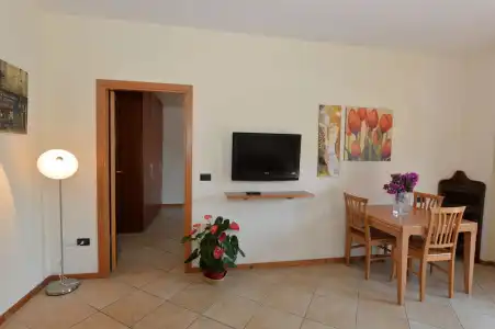 Miramare Residence Guest House - 13