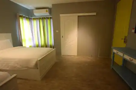 Hub Hua Hin 57 - 77