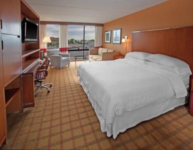 Four Points by Sheraton Philadelphia Northeast - 5