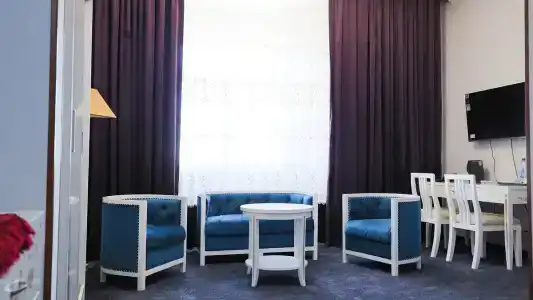 Maqom Plaza - 41