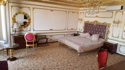 EmirHan - 61