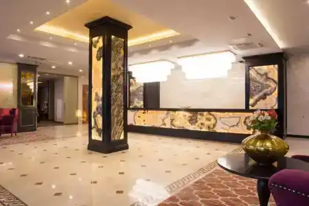 Best Western Plus - 16
