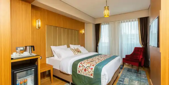Obelisk & Suites - 10
