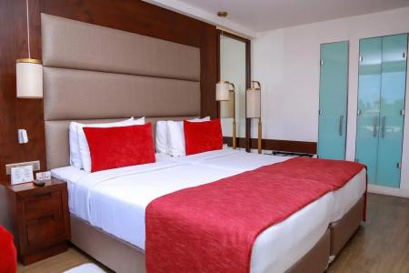 Pegasus Reef - A Beach Resort in Colombo - 33