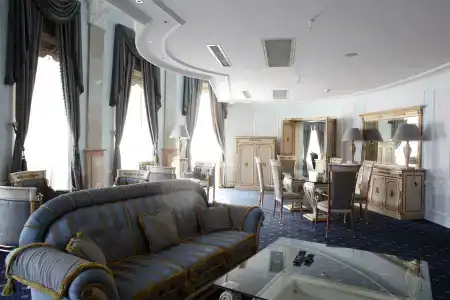 Crowne Plaza -, an IHG - 95