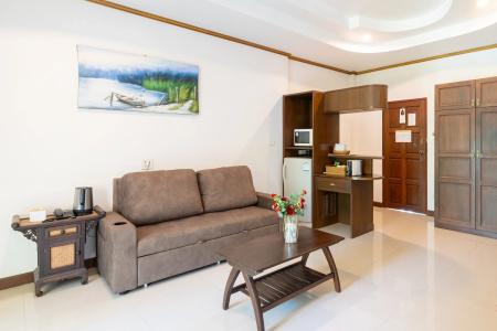 The Green Beach Resort - 85