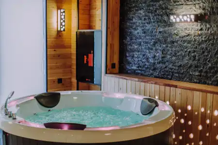 Kviria Boutique-hotel - 6
