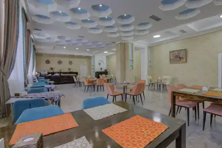 Shah Palace - 11