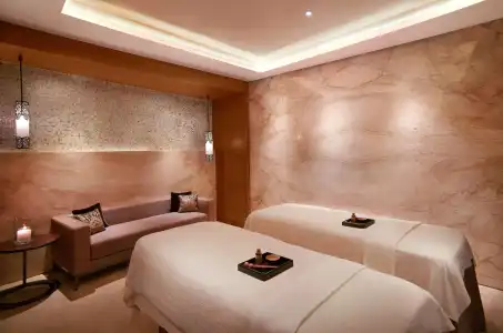 Grand Hyatt - 37