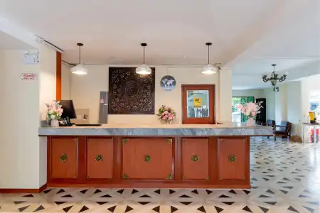 Hillside Resort - 14