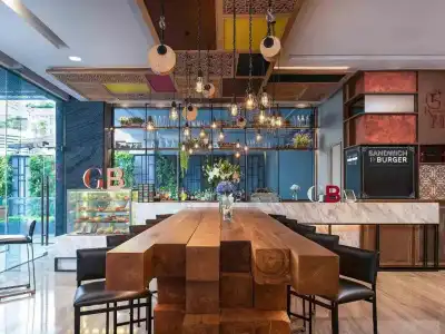 Novotel Bangkok Sukhumvit 20 - 25