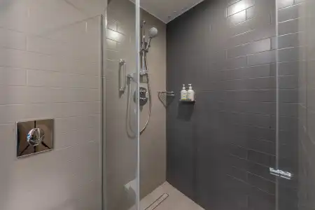 Holiday Inn Express - 53