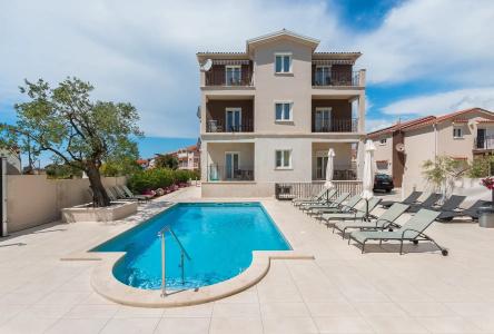 Villa Nina Apartments - 1