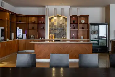 Staybridge Suites, an IHG - 37