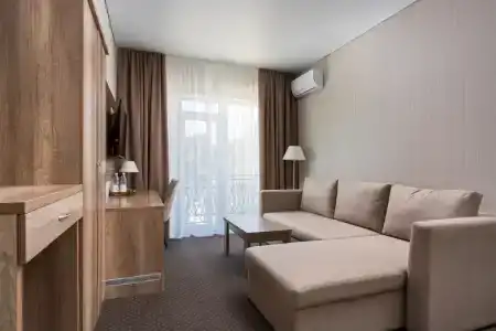 Trianon - 9