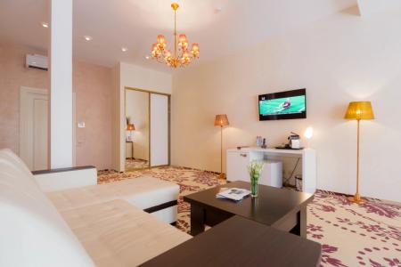 Onegin-Restaurant Complex - 82