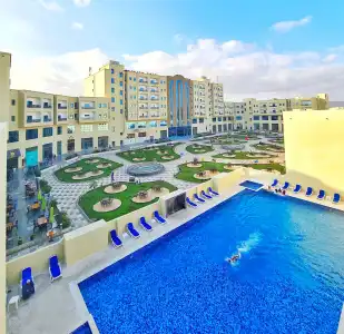 The Plaza and Resort - 1