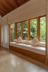 Kings Pavilion Luxury - 100