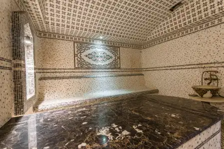 The Royal Mezbon & SPA - 15