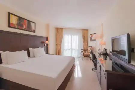 Crowne Plaza Antalya - 41