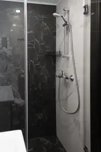 Zoom - 74