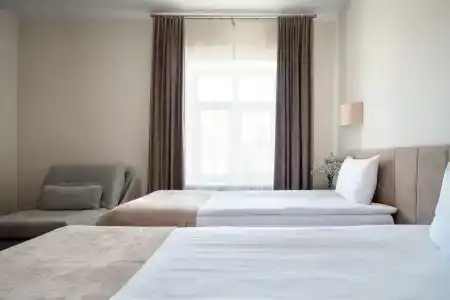 Stariy Dvorik on Orlovskaya - 64