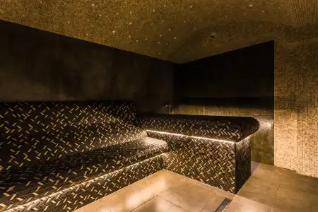 HISTORY Boutique & SPA - 27