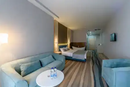 Grand Spa Avax - 50