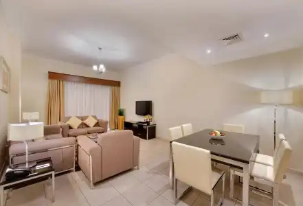Pearl Marina Apartments LLC - 18