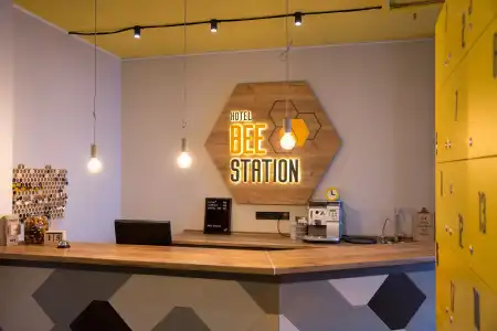 Bee Station - Hostel - 37