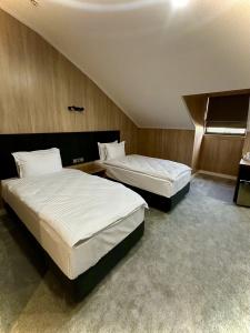 Wellfort - 49