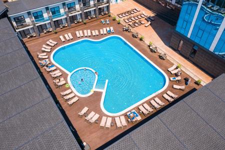 Grand Sapphire - 3