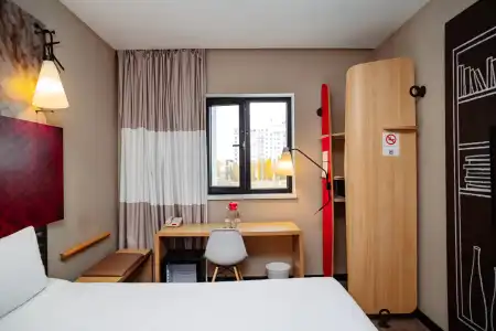 Ibis Aktobe Mini-hotel - 23