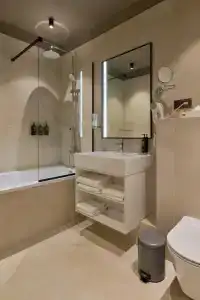 SLIDE Bleisure & MICE - 96