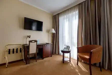 Hotel - 42