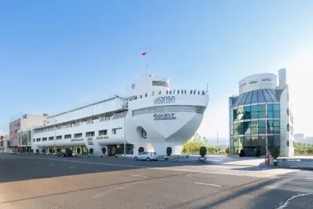 Cruise - 0