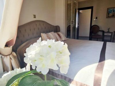 Sofia Boutique 9 - 187