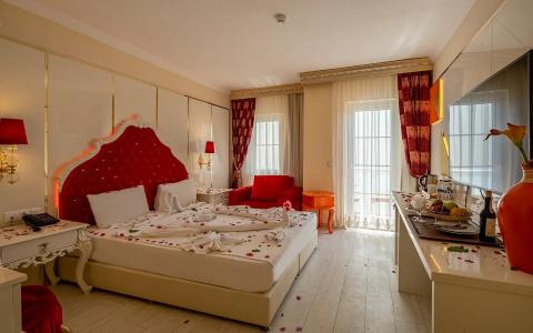 Golden Beach Resort & Spa - 41