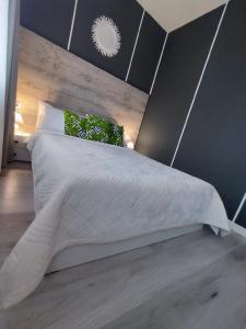 Zest And Spa Mini-Hotel - 5